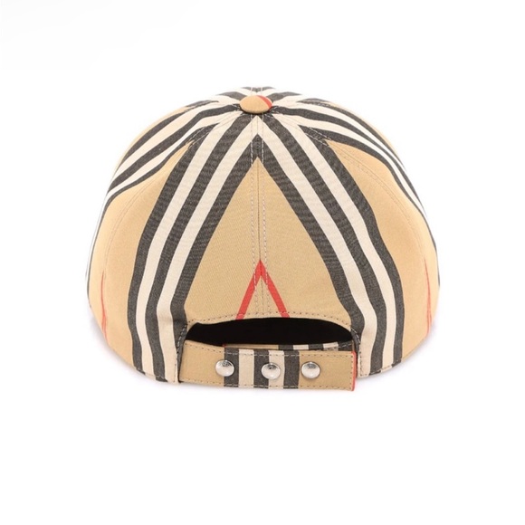 Burberry TB Monogram Vintage Check Baseball Cap with snap - Picture 4 of 5
